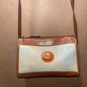Vintage Dooney and Bourke Crossbody bag